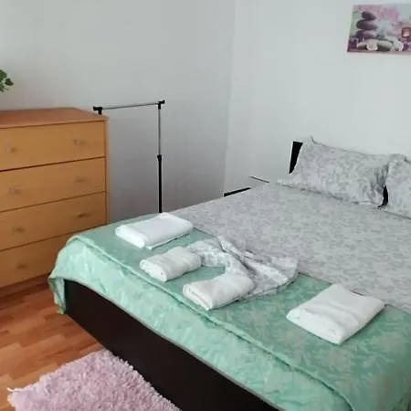 Nina Apartment