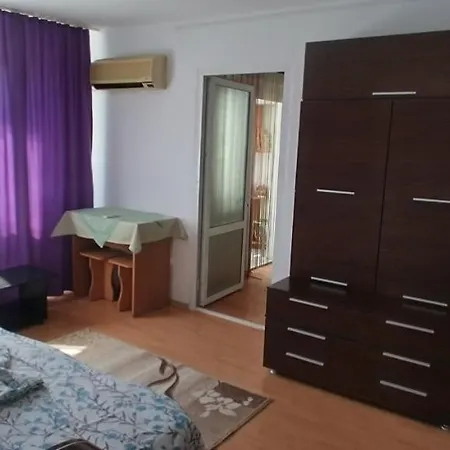 Nina Apartment